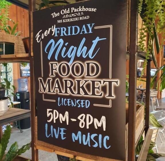 إستوديو قياسى, Kerikeri Park Lodge