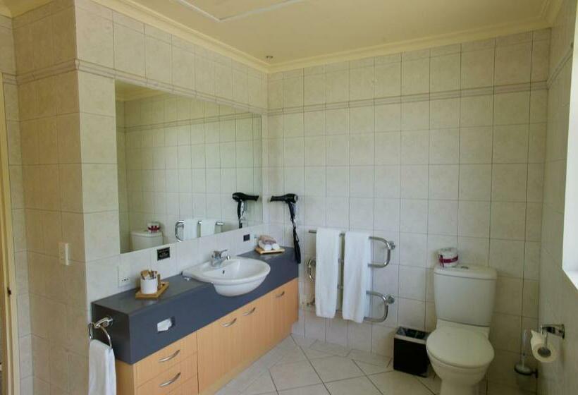 スーペリアスタジオ, Regal Palms Resort