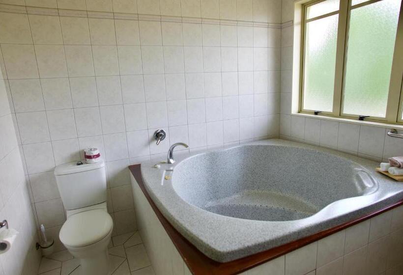 スーペリアースイート, Regal Palms Resort