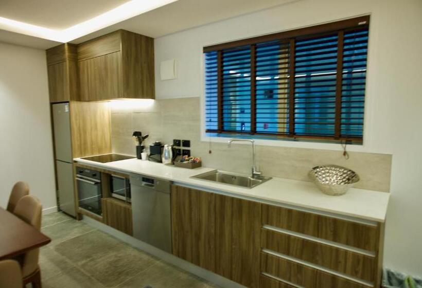 2ベッドルームデラックスアパートメント, Regal Palms Resort