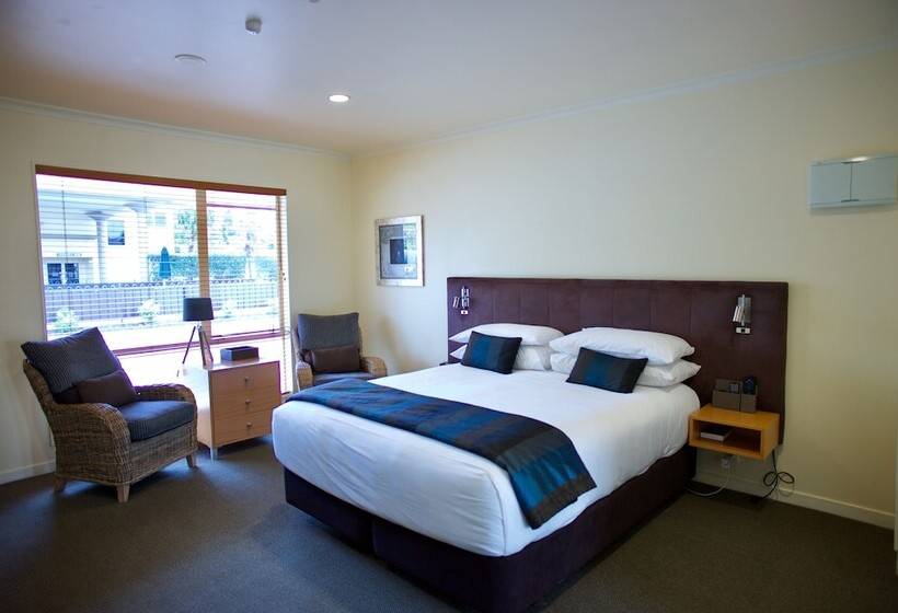 スーペリアスタジオ, Regal Palms Resort