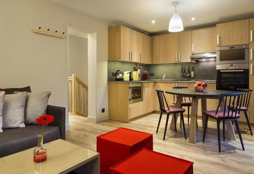 带两个卧室的复式公寓, Appartements De L Héliopic