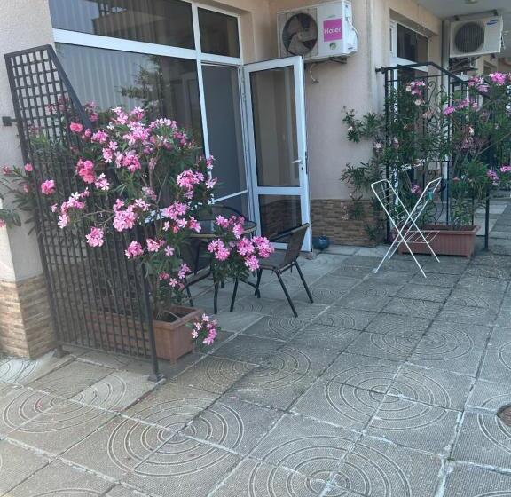 １階のスタンダードルーム, Villa Maria 2