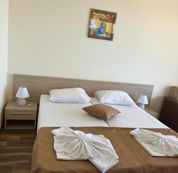 オーシャンビュースタンダードルーム, Villa Maria 2