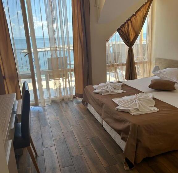 اتاق پنت هاوس, Villa Maria 2