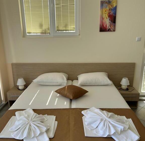 １階のスタンダードルーム, Villa Maria 2