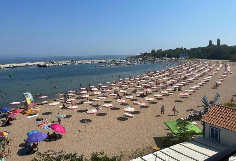 海の見える１ベッドルームアパートメント, Villa Maria 2