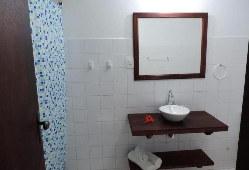 חדר משפחתי, Villa Da Barca