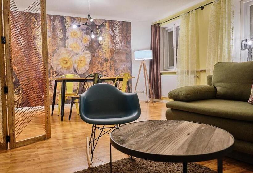 Апартаменты 2 Спальни, Boutique Hotel Am Ledererturm