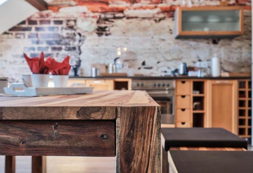 Студия Стандарт, Boutique Hotel Am Ledererturm