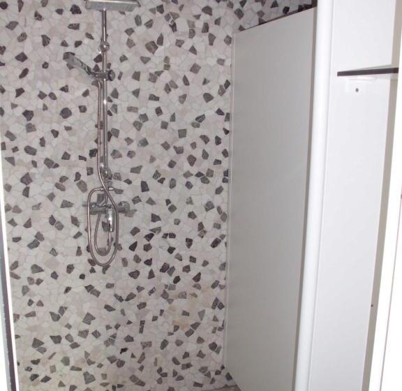 Номер Economy с общей ванной комнатой, Herberge Burg Hohnstein