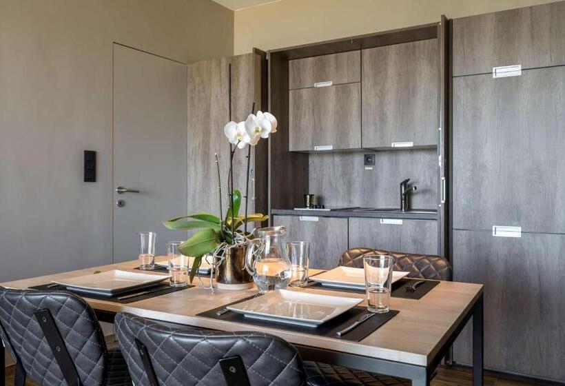 舒适一室公寓, Golden Lakes