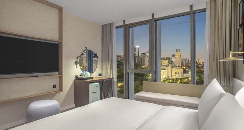 带大床的标准间, Hilton Garden Inn Casablanca Sud