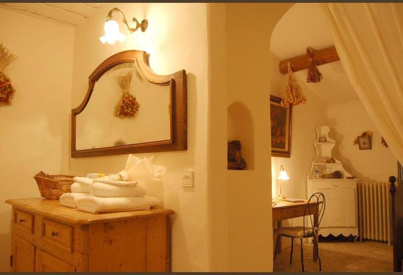 חדר סטנדרט נוף להרים, Mas De La Beaume