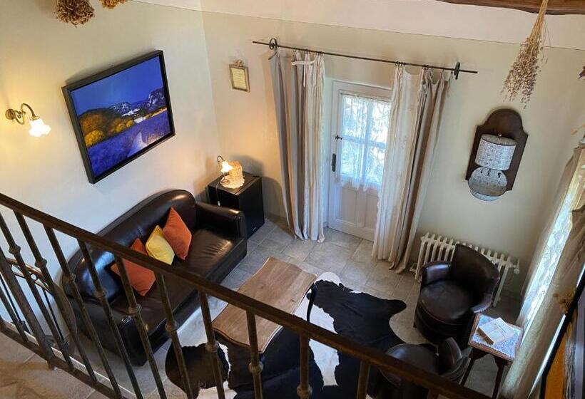 סוויטה נוף לגינה, Mas De La Beaume