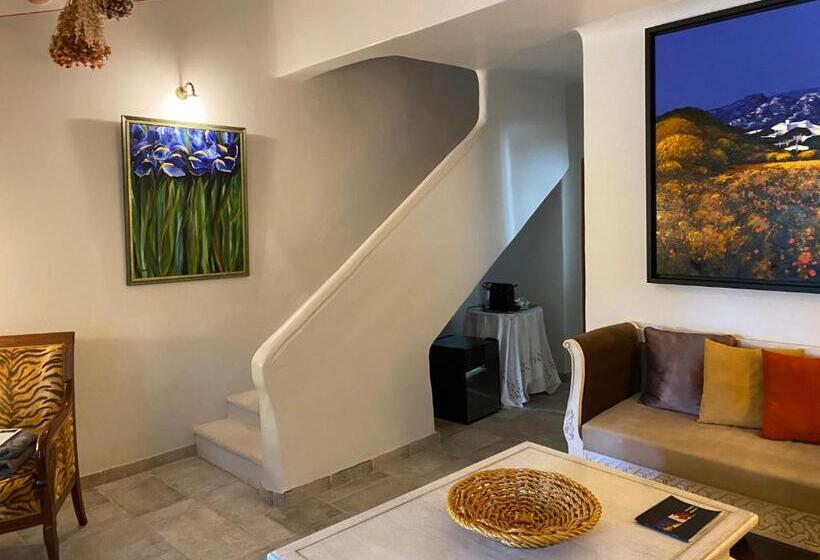 סוויטה נוף לגינה, Mas De La Beaume