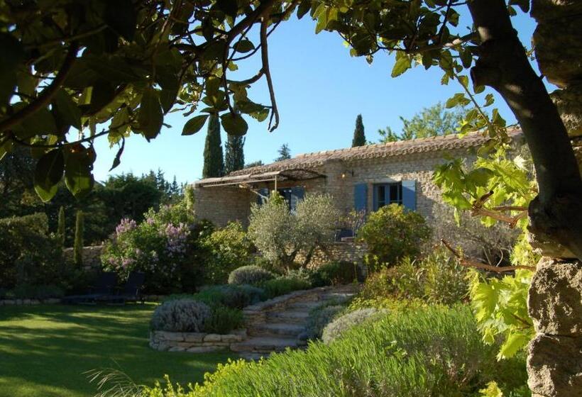 סוויטה נוף לגינה, Mas De La Beaume