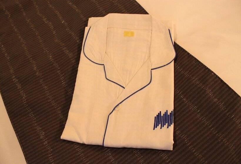 标准单人间, Metropolitan Sendai