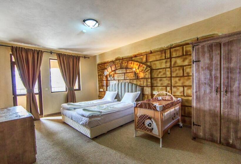 Номер Deluxe, Valentina Castle