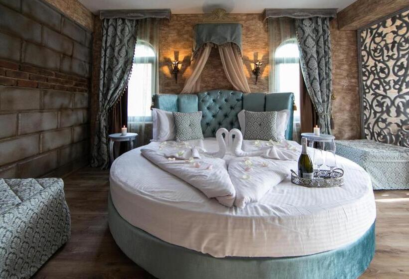 Люкс с гидромассажем, Valentina Castle