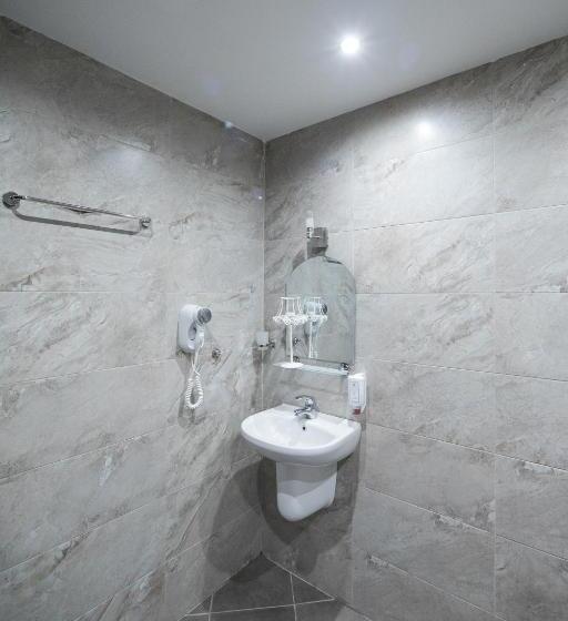 Люкс, Valentina Castle