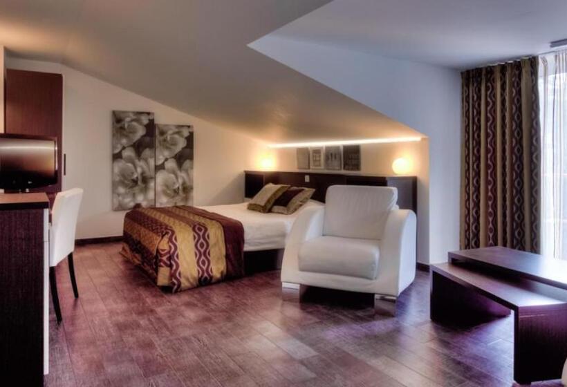 デラックススイート, Apparthotel Belle Vue