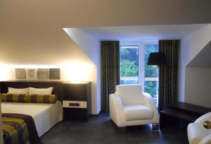 デラックススイート, Apparthotel Belle Vue