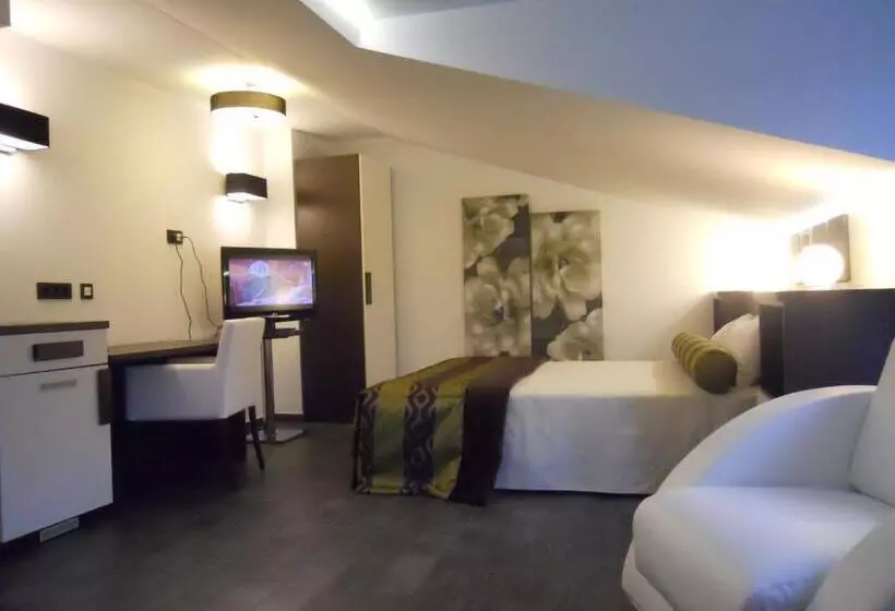 デラックススイート, Apparthotel Belle Vue