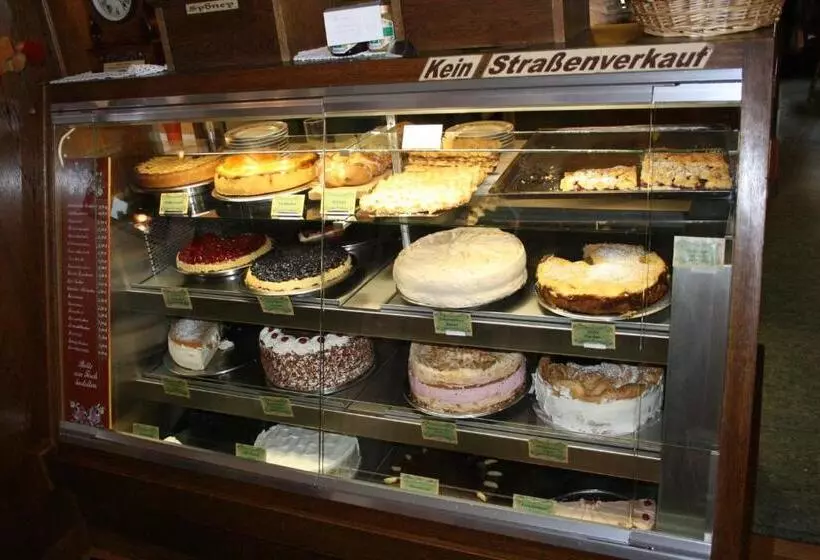 スタンダードシングルルーム, Café Pension Feldbergblick