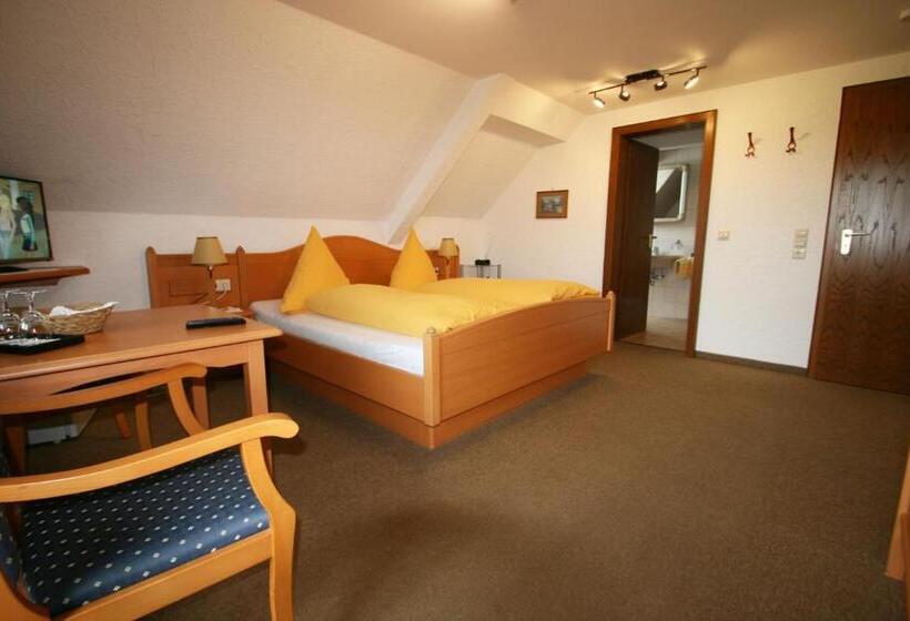 Quarto standart com varanda, Café Pension Feldbergblick