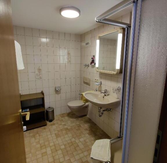 Estúdio Standard, Café Pension Feldbergblick