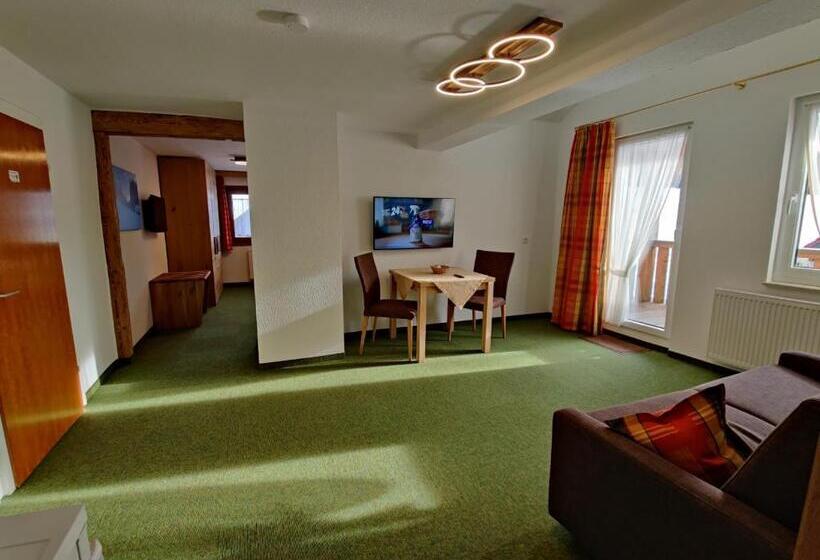 Estúdio Standard, Café Pension Feldbergblick