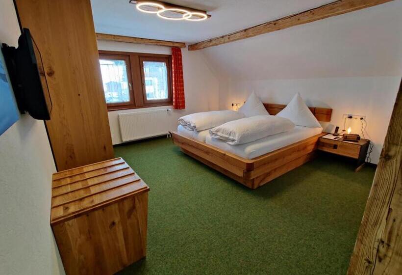 Estúdio Standard, Café Pension Feldbergblick