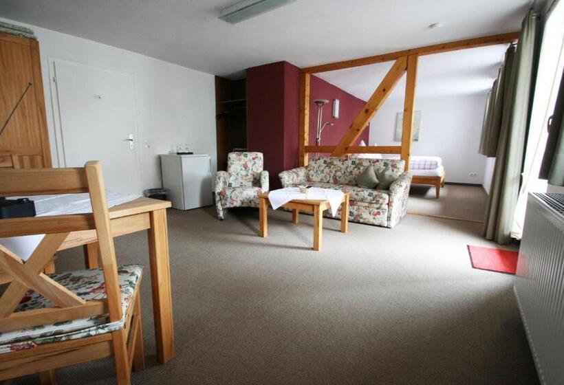 Estúdio Standard, Café Pension Feldbergblick