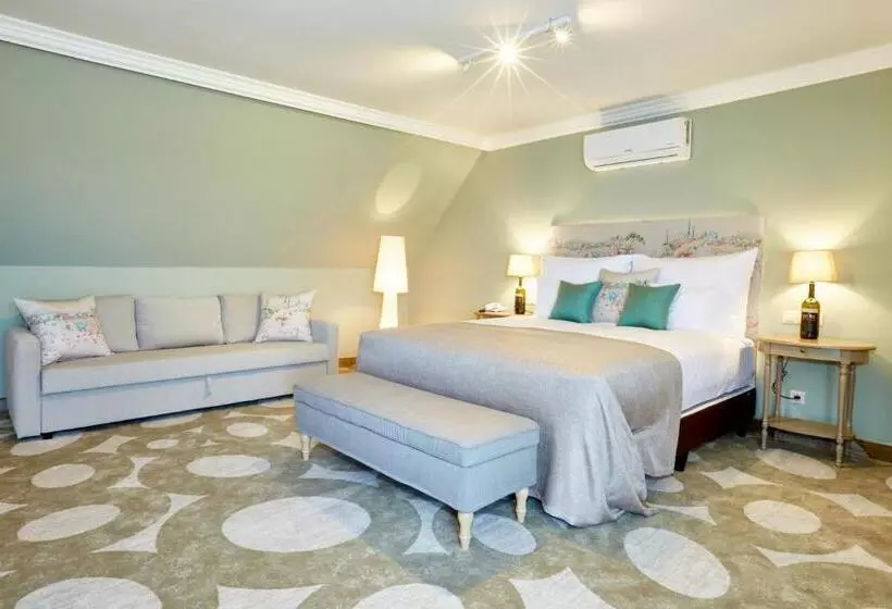 سوئیت جونیور با چشم‌انداز باغ, Crocus Gere Bor Hotel Resort & Wine Spa