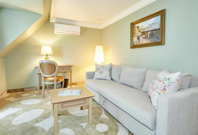 סוויטה משפחתית, Crocus Gere Bor Hotel Resort & Wine Spa