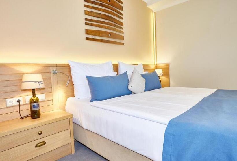 סוויטה אקזקיוטיב, Crocus Gere Bor Hotel Resort & Wine Spa