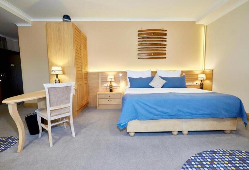 סוויטה אקזקיוטיב, Crocus Gere Bor Hotel Resort & Wine Spa