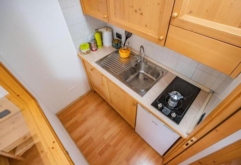 スタンダードスタジオ, Aparthotel Princess