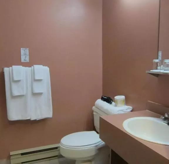 ２ダブルベッドのスタンダードルーム, Annapolis Royal Inn