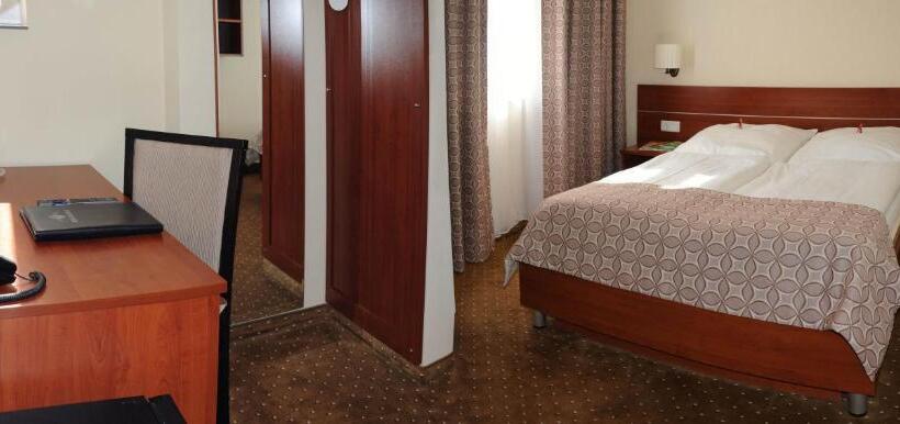 스탠다드 싱글 룸, Atlas Halle