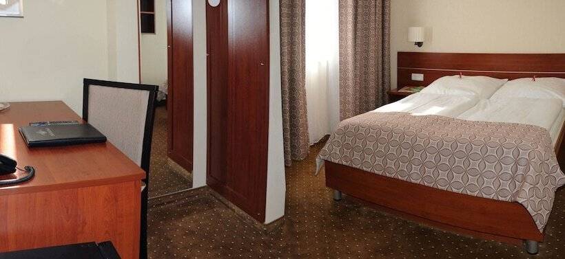 스탠다드 룸, Atlas Halle