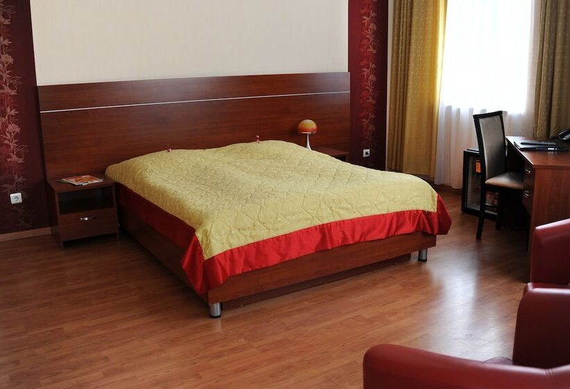 スタンダードルーム, Atlas Halle