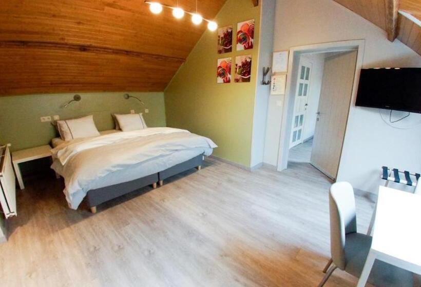 اتاق استاندارد چهار تخته, B&b Ter Gracht