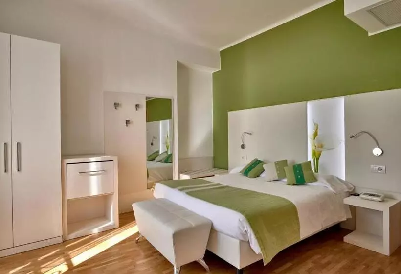 اتاق استاندارد با چشمانداز دریاچه, Bellavista