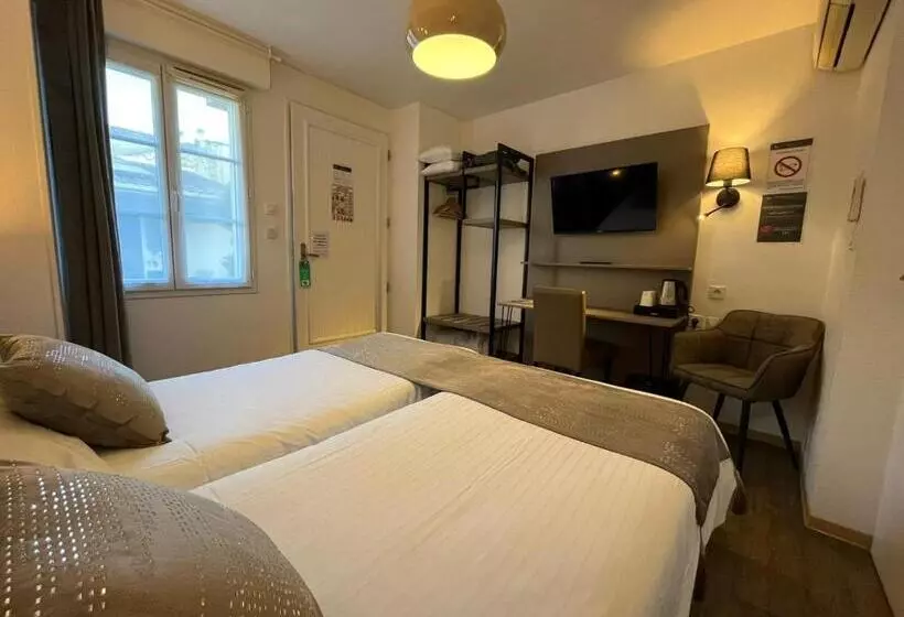 スタンダードルーム, Cit Hotel Le Cheval Blanc Cognac Centre