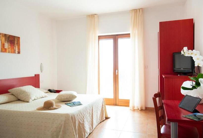 חדר סטנדרט עם מרפסת, Delle More