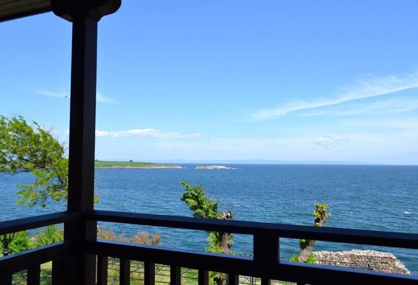 Номер Стандарт Боковой Вид на Море, Diamanti