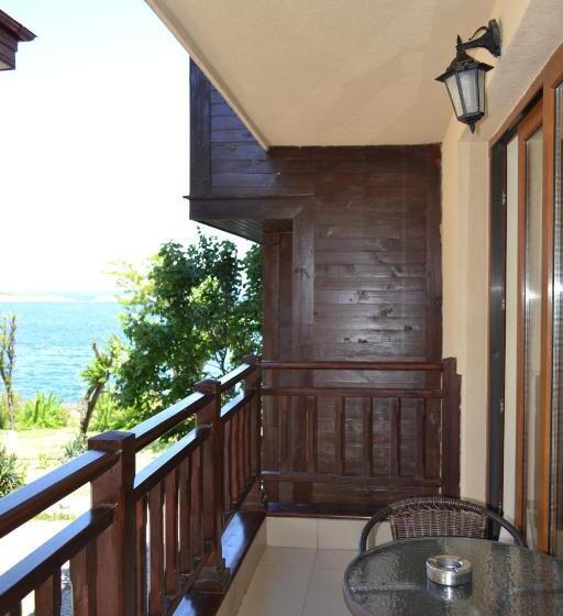 Номер Стандарт Боковой Вид на Море, Diamanti