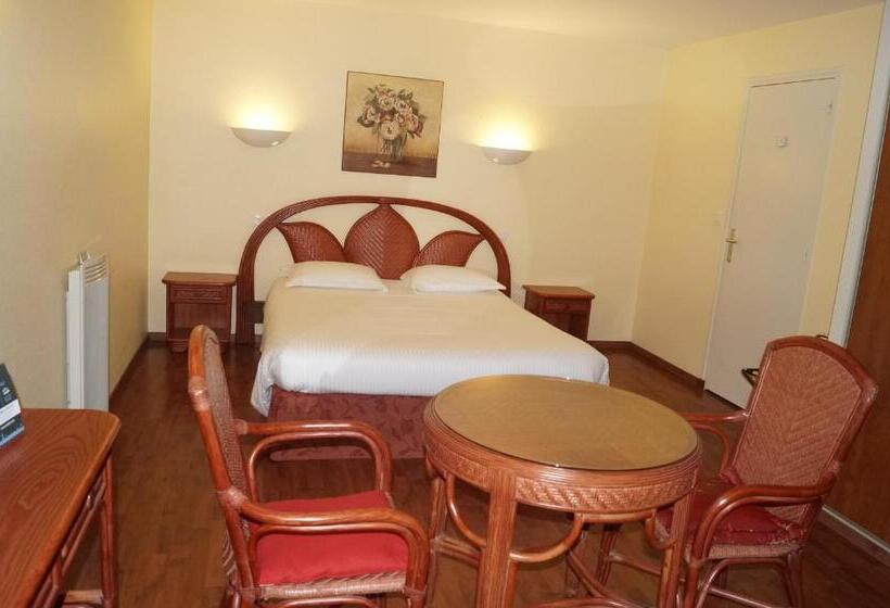 Номер Стандарт, Résidence De L Hostréière